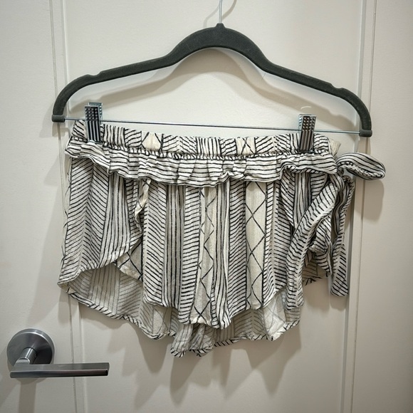 Amuse Society bohemian Shorts Size EU 38 - Picture 1 of 3